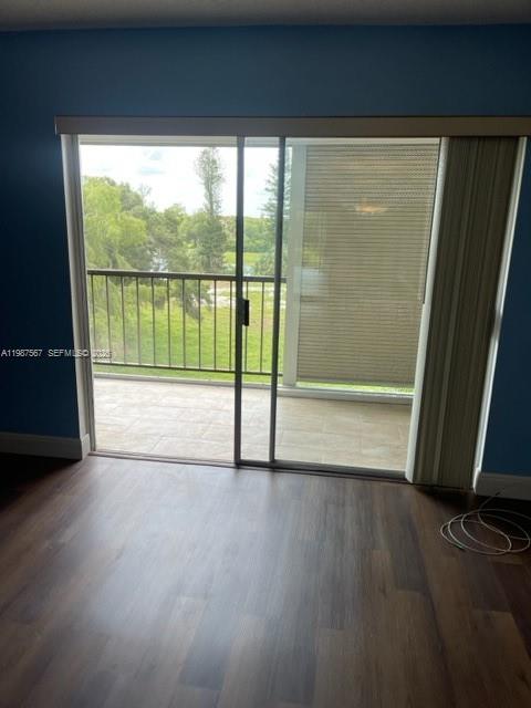 GREENS OF INVERRARY PHASE - Residential