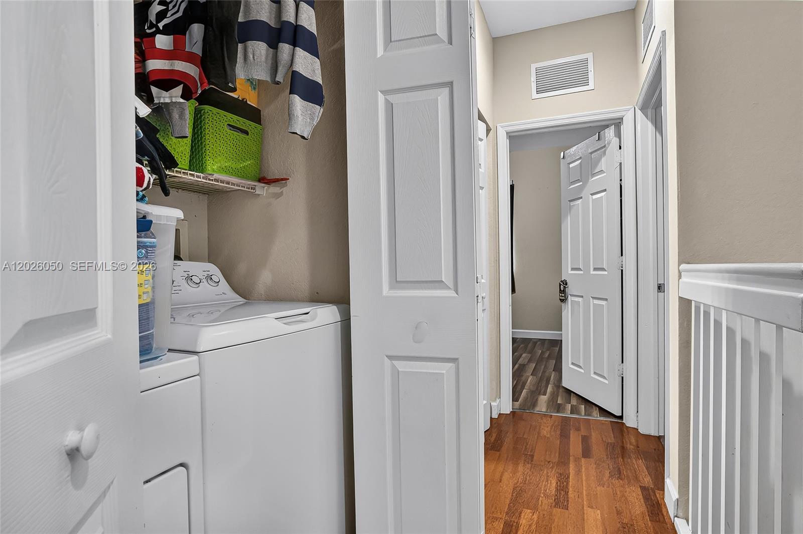 KENDALL COMMONS TOWNHOMES - Residential