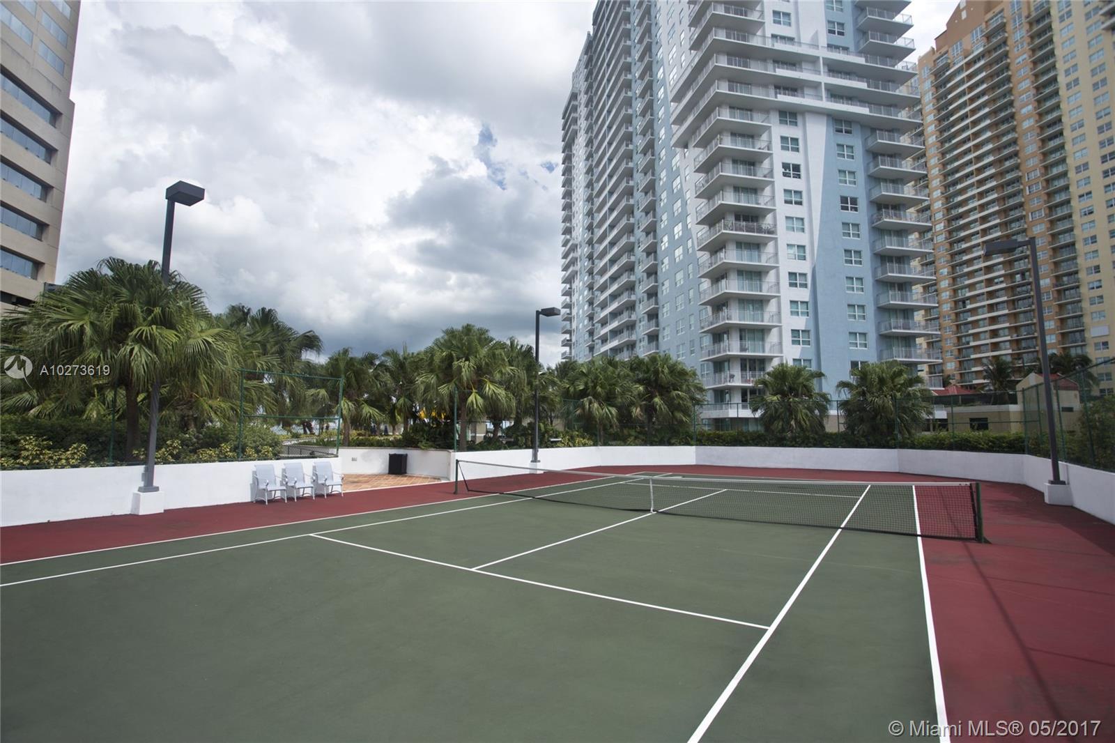 Yacht Club Brickell - Residential Lease