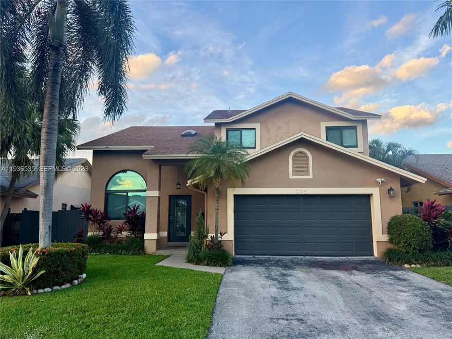 This rare 2 story 4 Bedroom Pool Home is a must see! Located on a private quiet street! Close to Starbucks, Publix
and restaurants. Ride your bike to the beach or enjoy your resort style pool! Ready for your family or good to go
for the Airbnb investor!!!