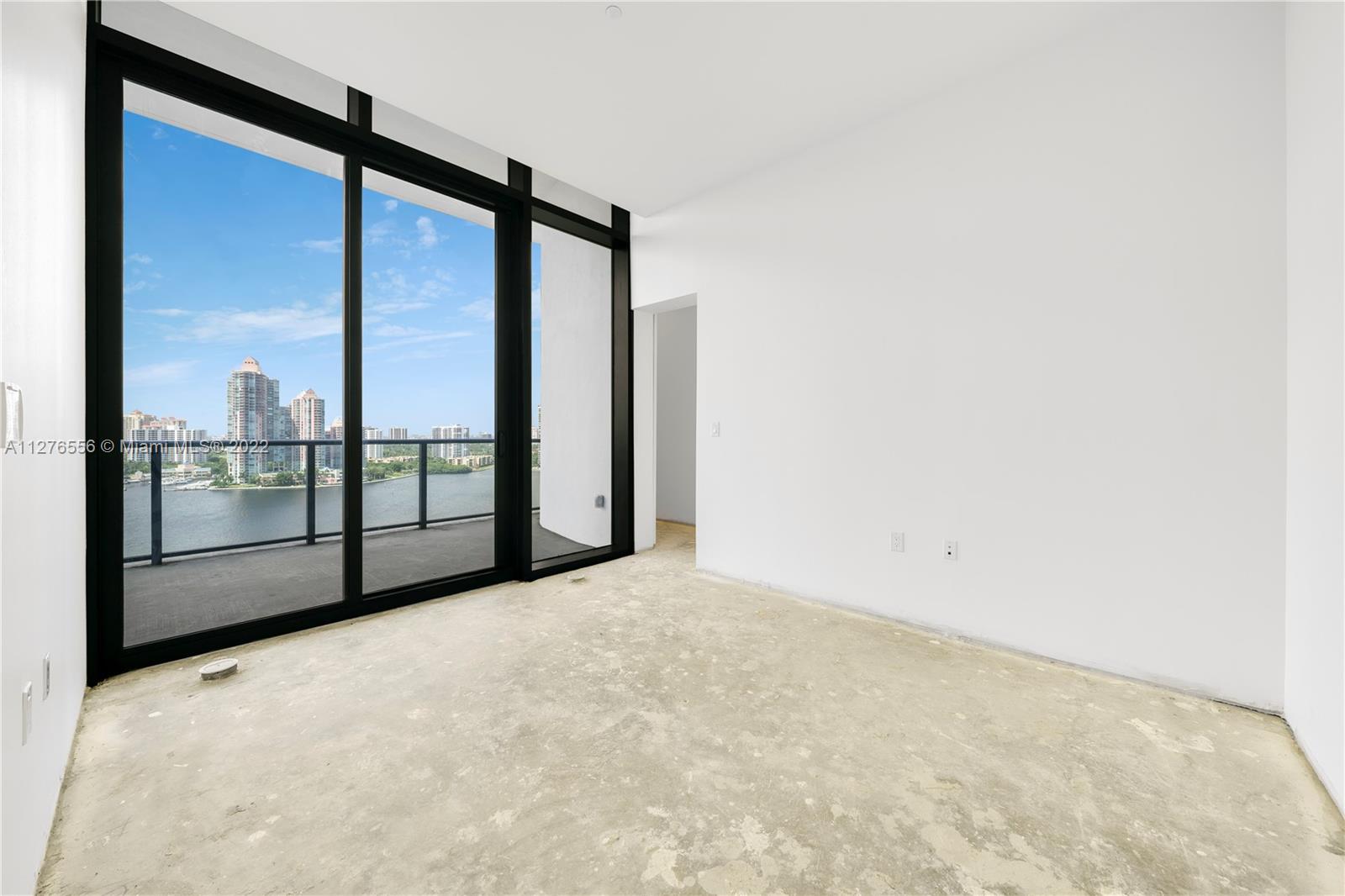 PRIVE CONDO - Residential