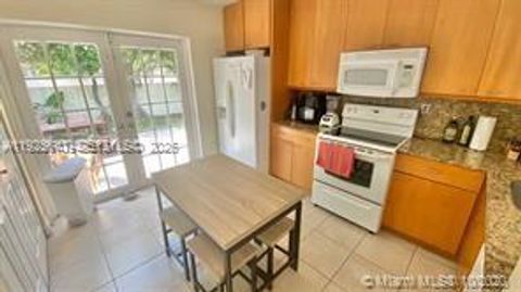 Photo of 5722 NW 101st Ct, Doral, FL 33178 (MLS # A11925541)