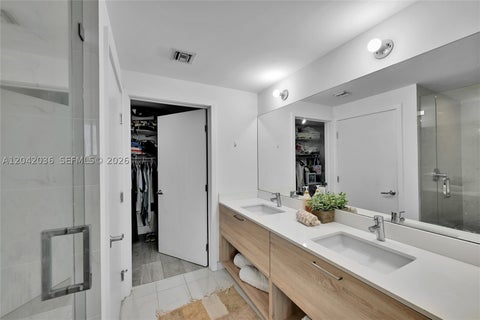 Tiny photo for 16385 Biscayne Blvd #1020, North Miami Beach, FL 33160 (MLS # A12042036)