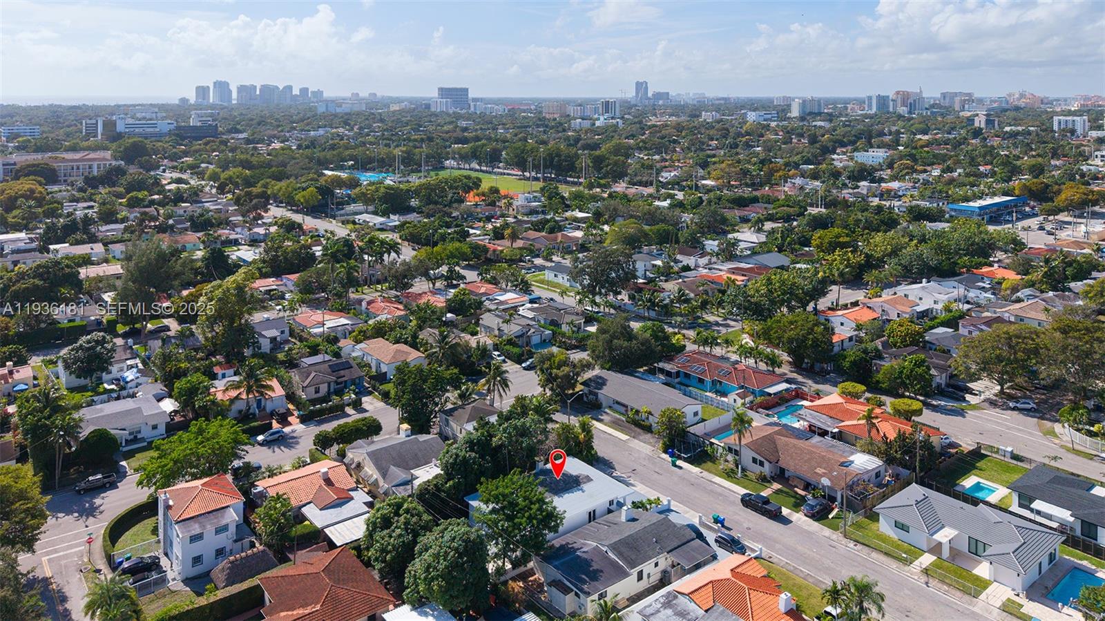 PORTER MANOR - Residential