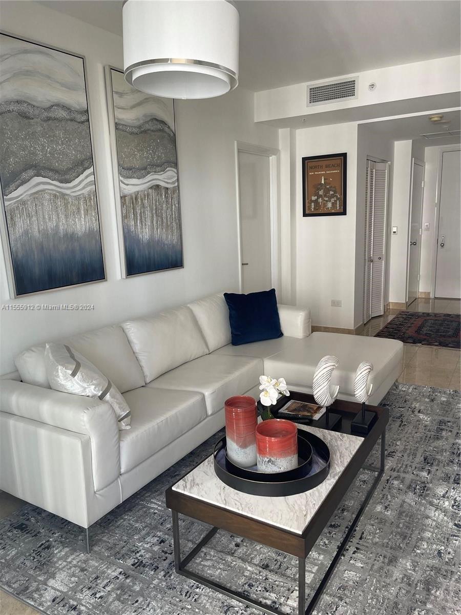 COURTS BRICKELL KEY CONDO - Residential