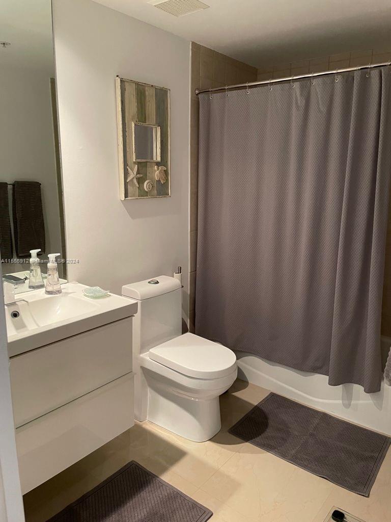 COURTS BRICKELL KEY CONDO - Residential