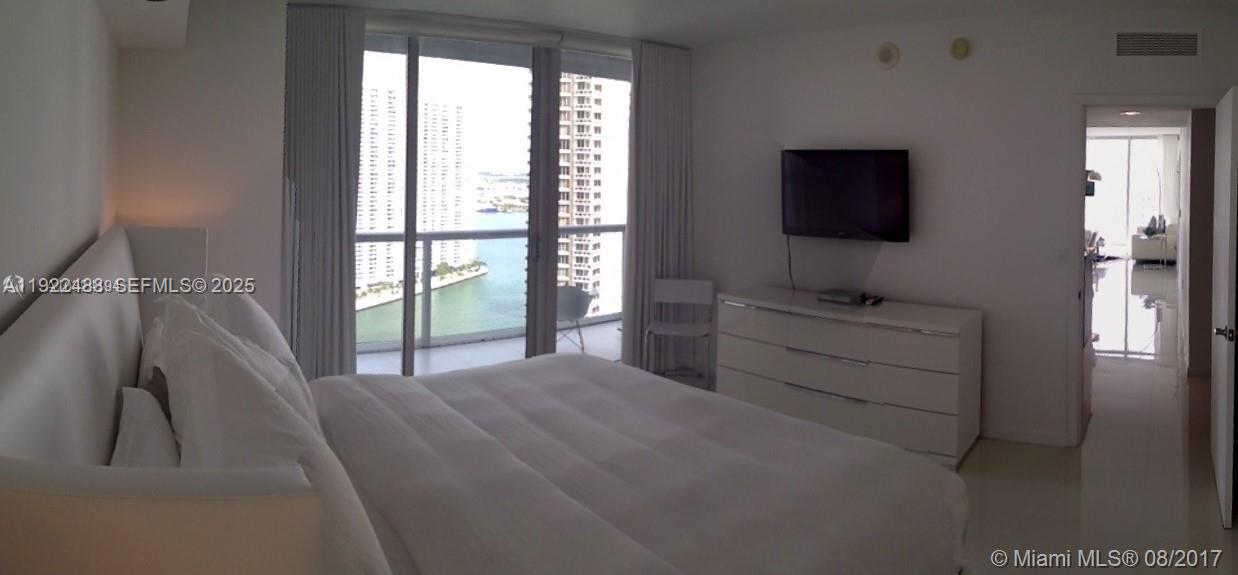 495 Brickell Ave 2602