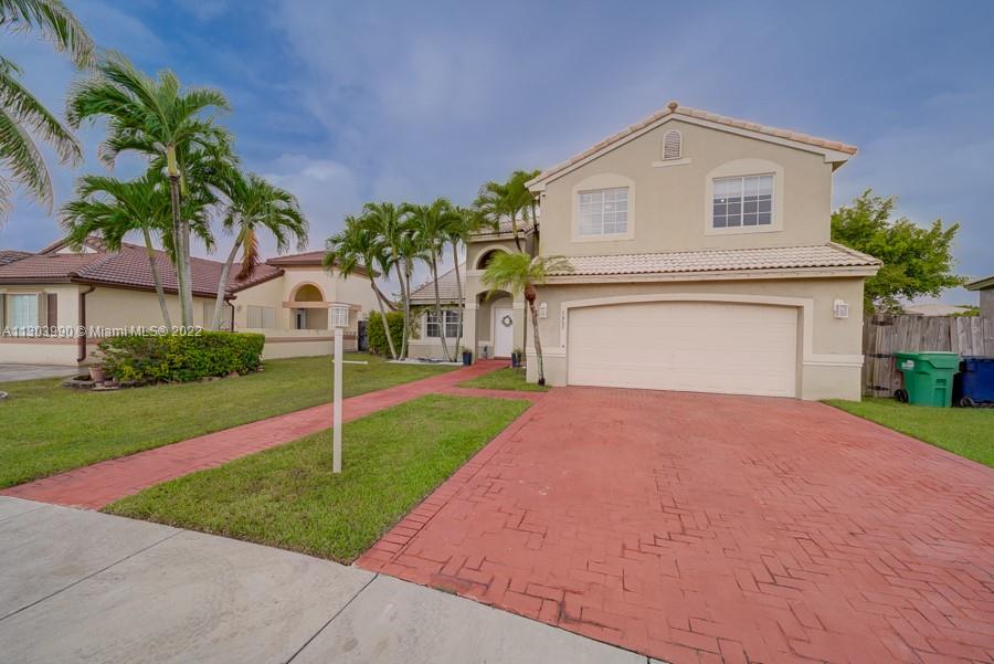 Impressive and beautiful lake home with 2,065 Sq ft 3 beds 2.5 bath. Large living areas with an open floor plan with direct view of the lake. One bedroom & bath on 1st floor. Open kitchen with granite top. Master suite with vaulted ceilings with two walk-in closets. Additional Second family room/den upstairs. Located on very quite street with only local traffic. Beautifully maintained community.