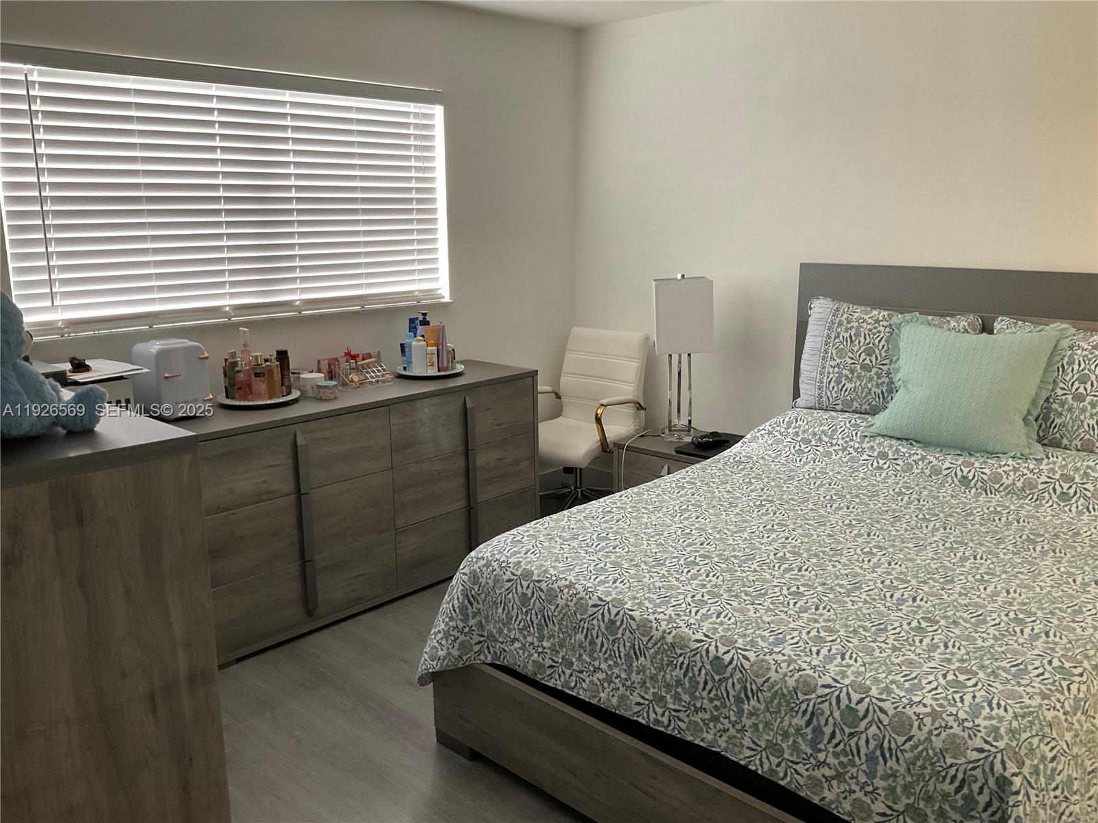 SUNRISE LAKES 79 CONDO - Residential