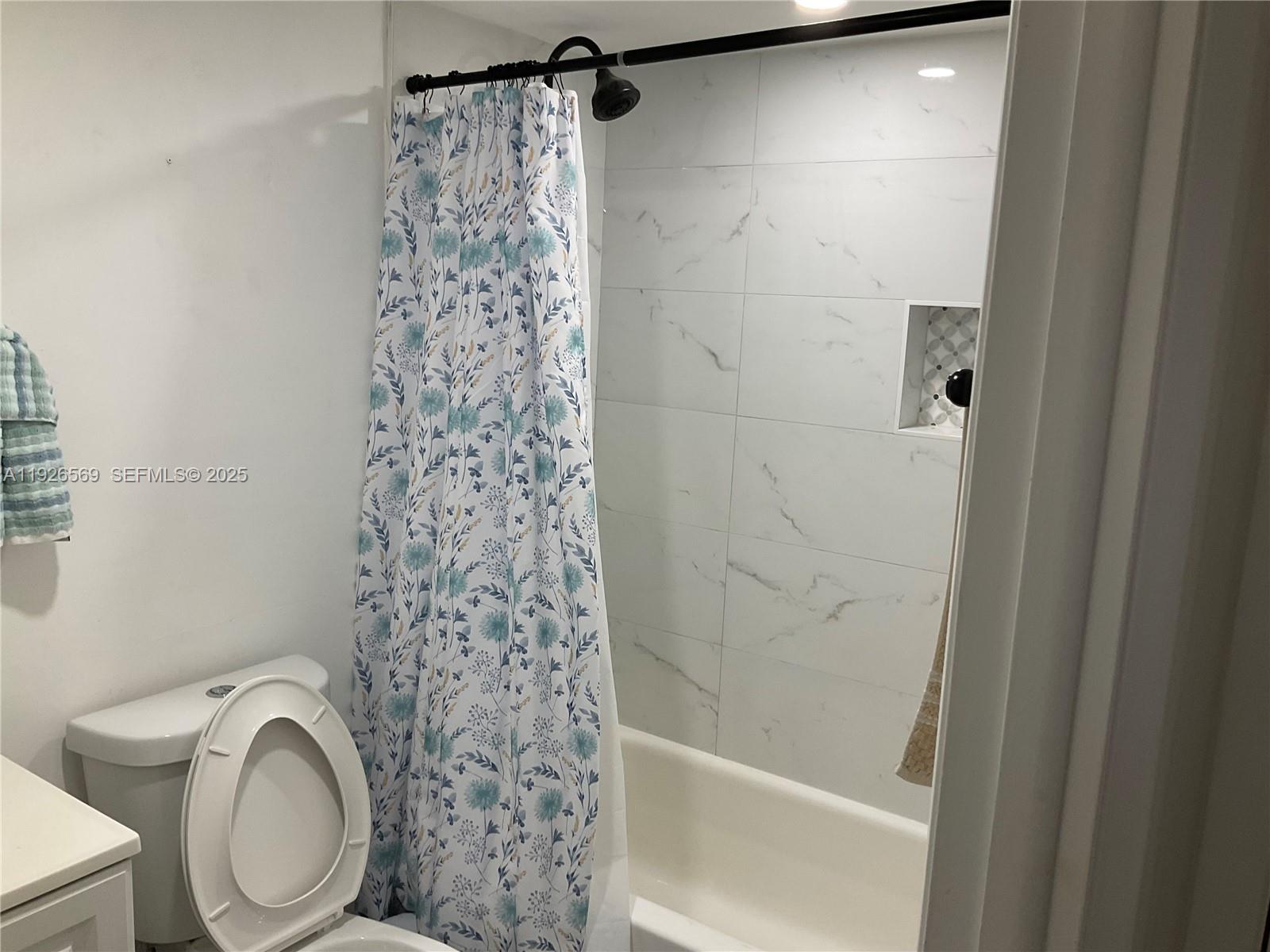 SUNRISE LAKES 79 CONDO - Residential