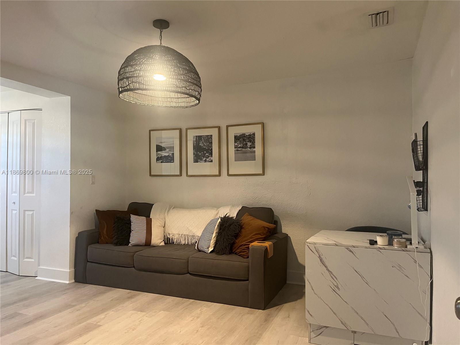 CENTRAL MIAMI PART 6 - Residential Lease