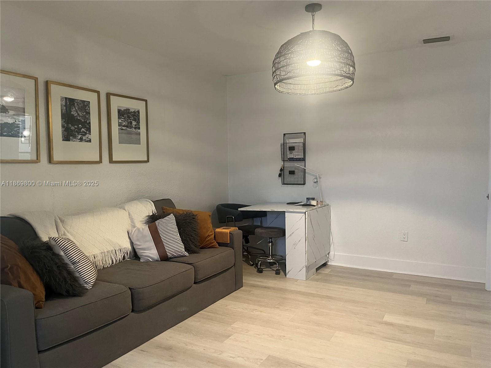 CENTRAL MIAMI PART 6 - Residential Lease