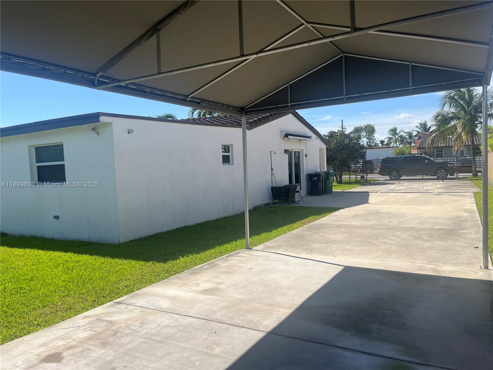 CENTRAL MIAMI PART 6 - Residential Lease