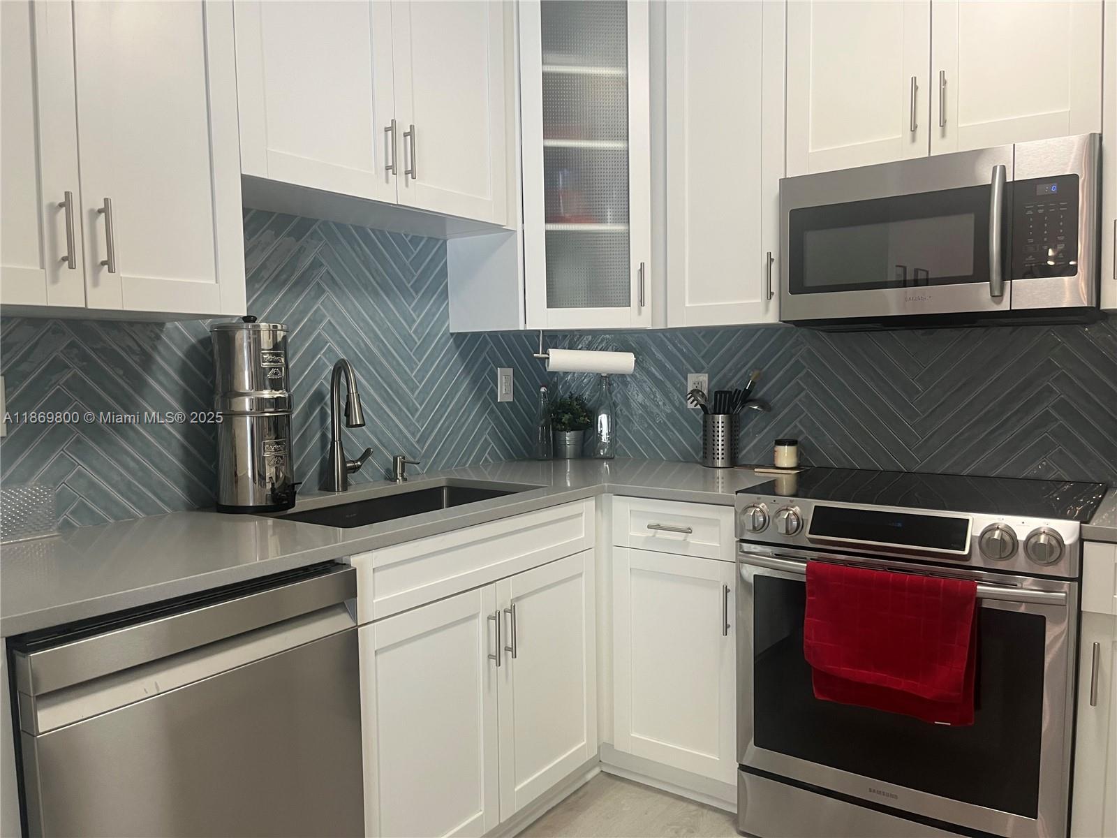 CENTRAL MIAMI PART 6 - Residential Lease