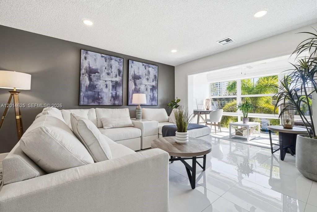 Photo of 1501 S Ocean Blvd #307, Lauderdale By The Sea, FL 33062 (MLS # A12014625)