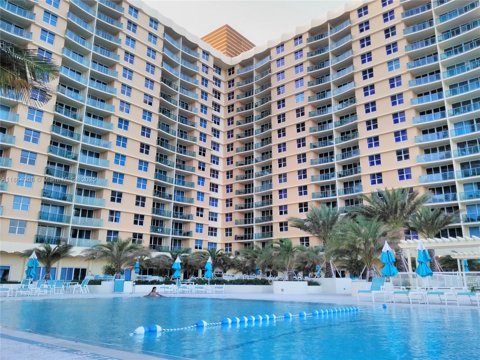 WAVE CONDO - Residential Lease