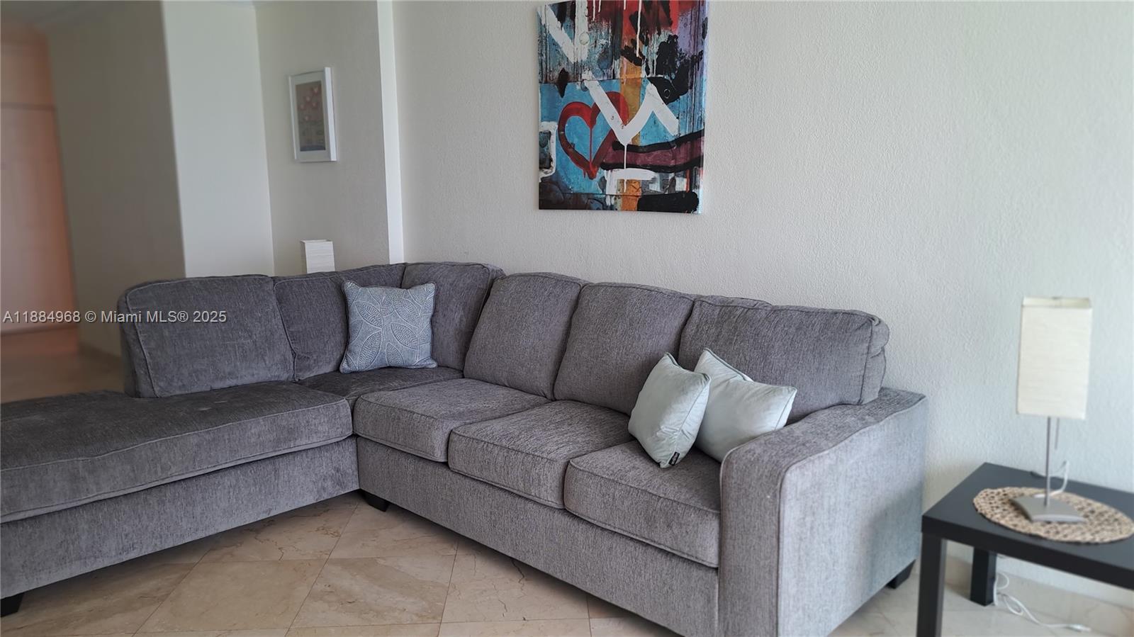 WAVE CONDO - Residential Lease