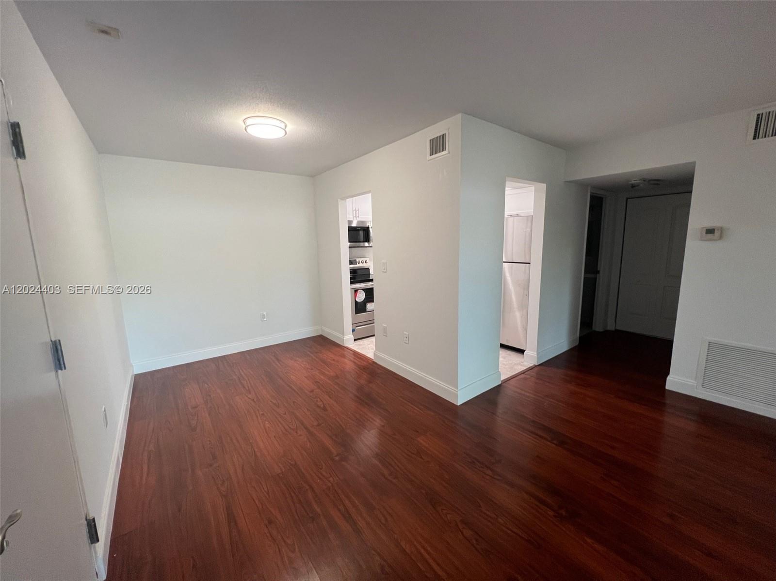 NOB HILL WEST CONDO - Residential