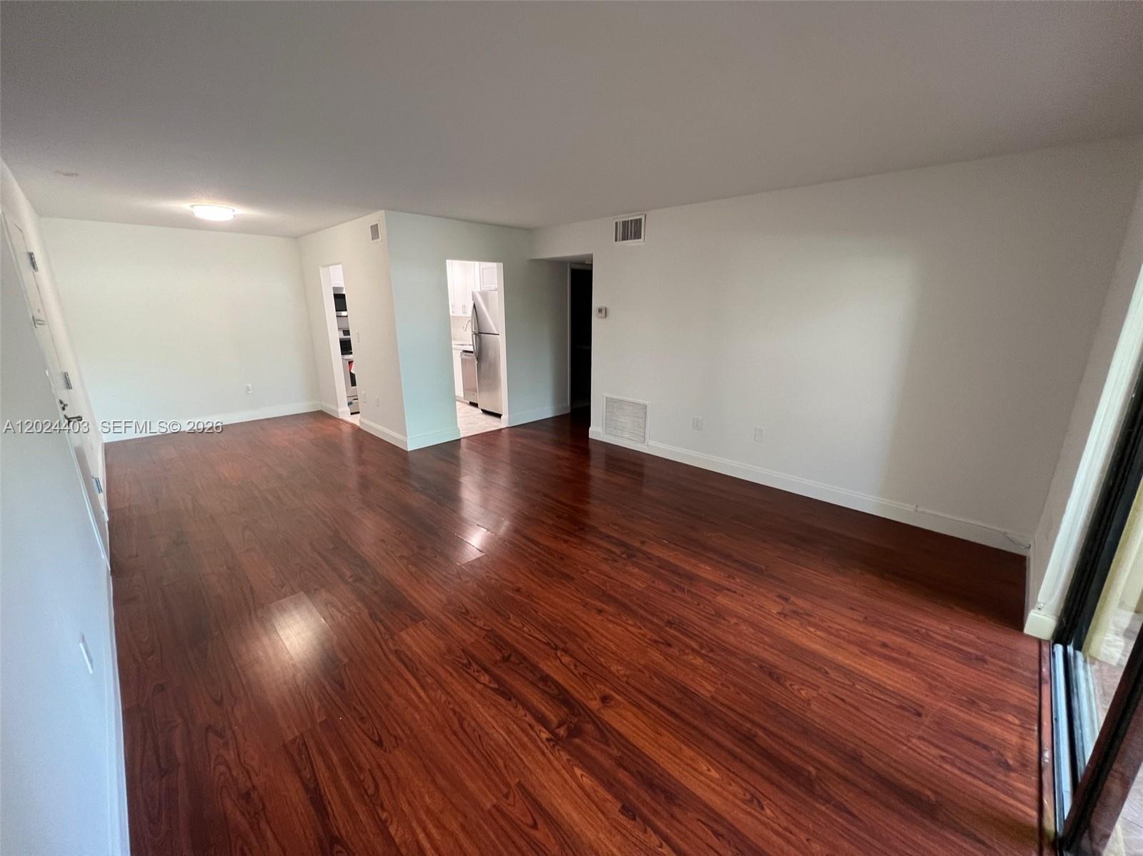 NOB HILL WEST CONDO - Residential