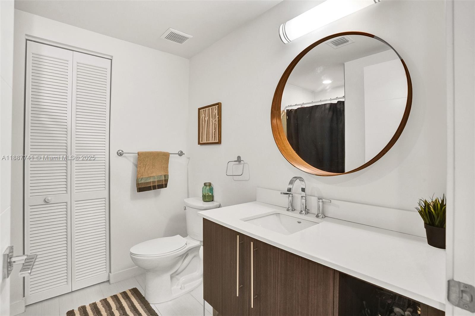 MIDTOWN AT DORAL - Residential