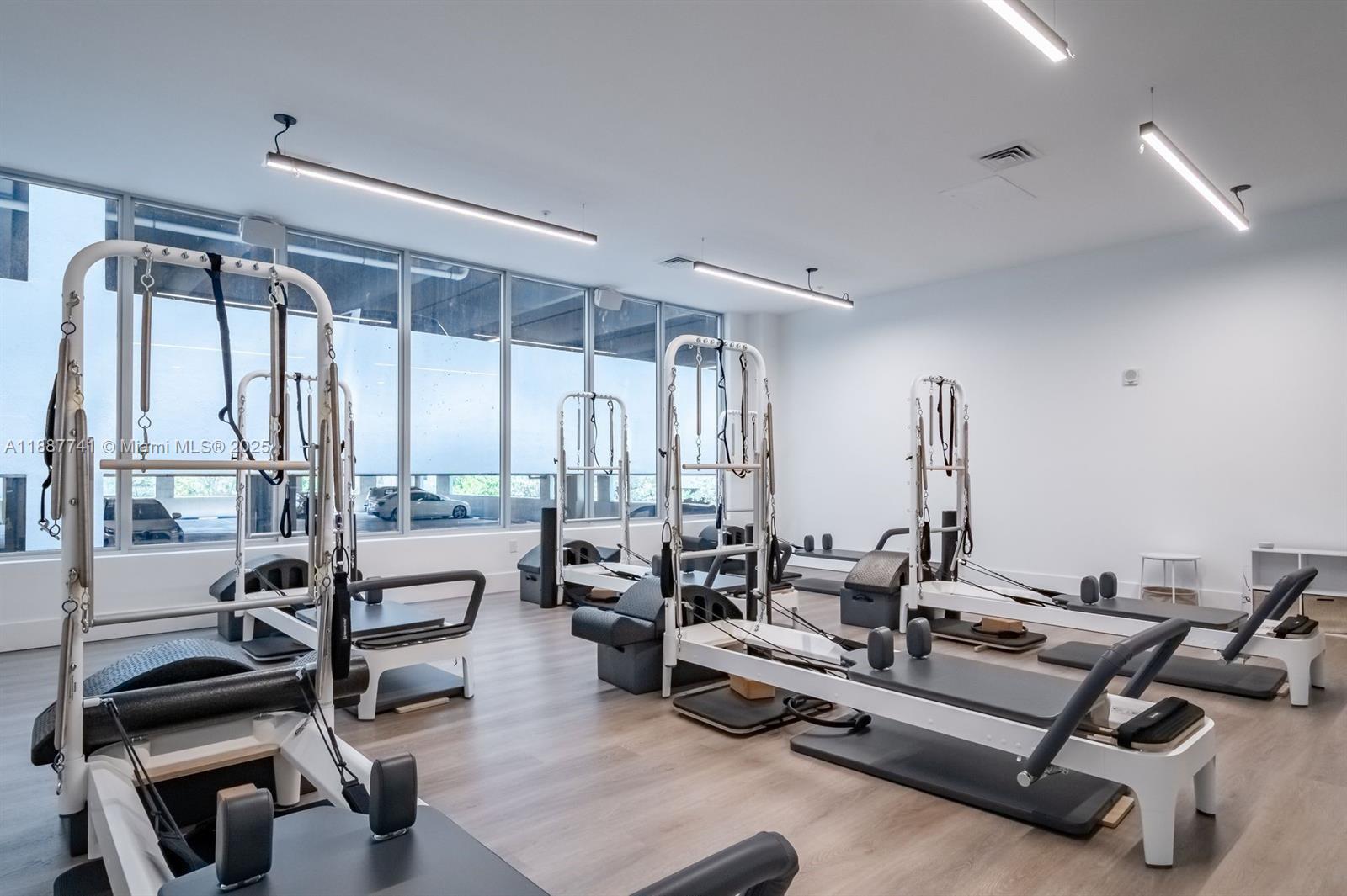 MIDTOWN AT DORAL - Residential