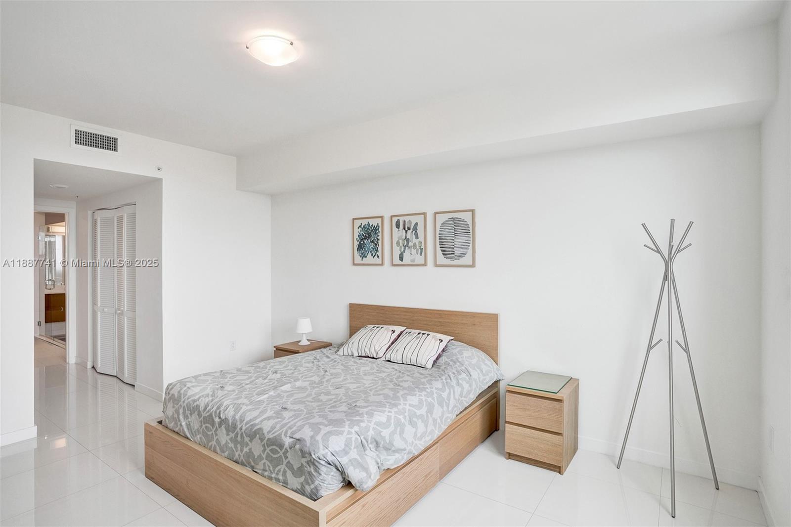 MIDTOWN AT DORAL - Residential
