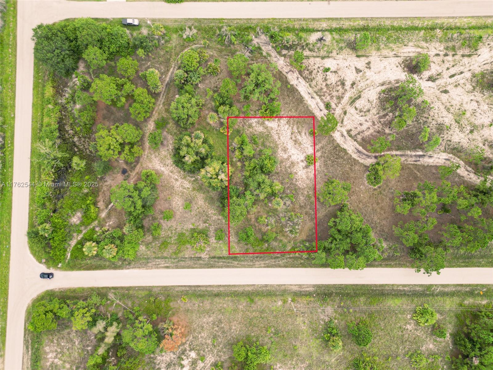 LEHIGH ACRES - Land