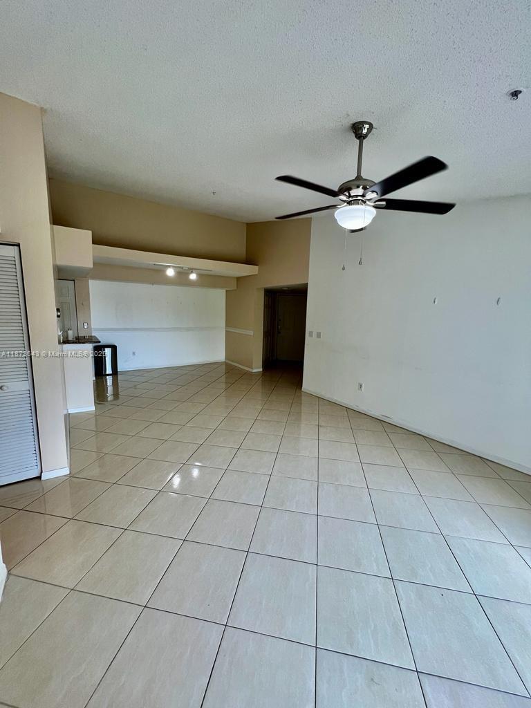 GRAND VIEW AT CRESTWOOD C - Residential Lease