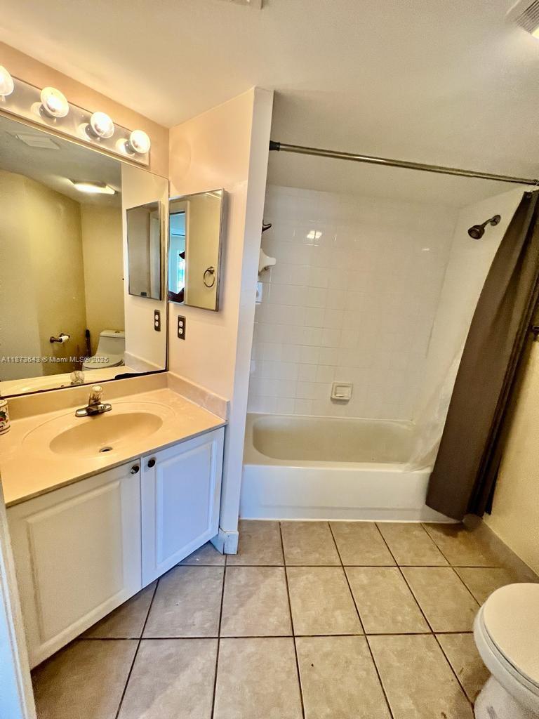 GRAND VIEW AT CRESTWOOD C - Residential Lease