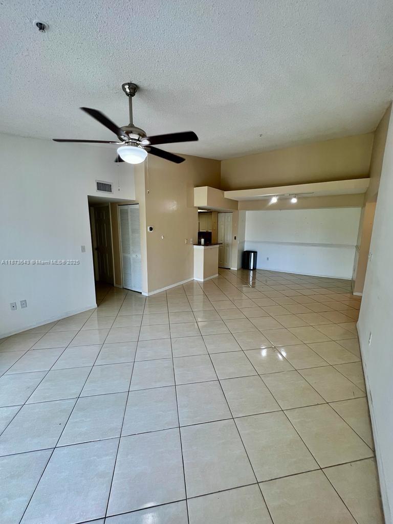 GRAND VIEW AT CRESTWOOD C - Residential Lease