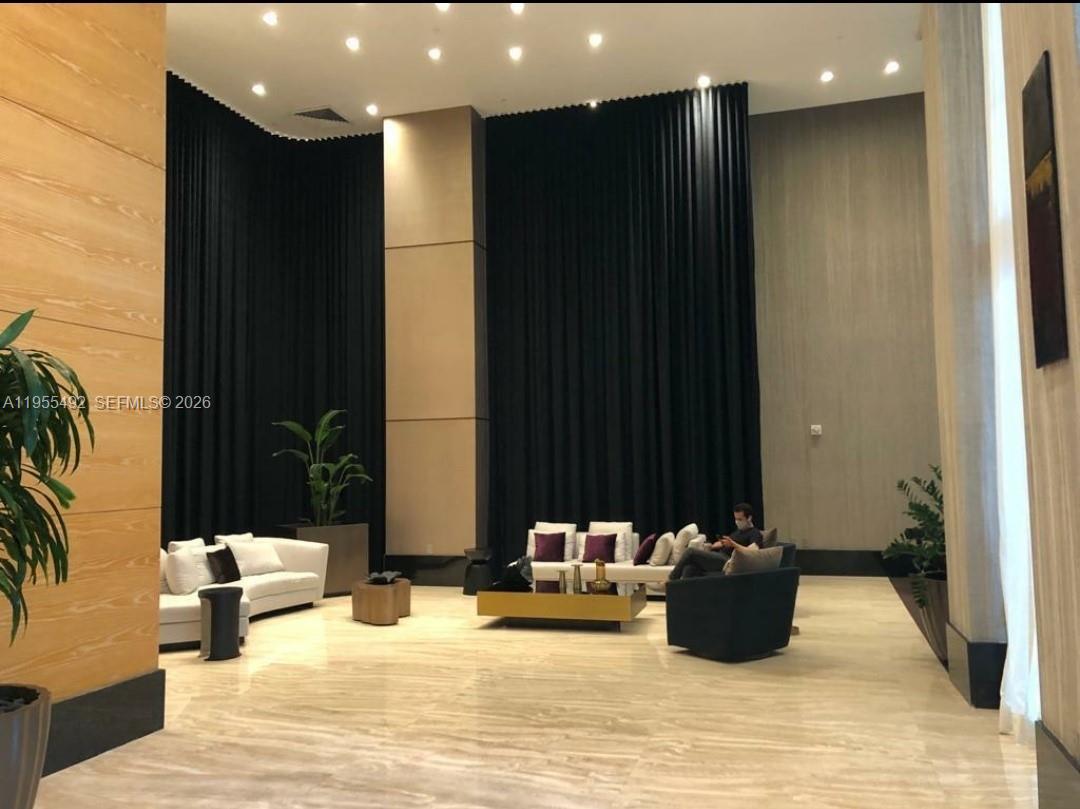 950 N Brickell Bay Dr 3002