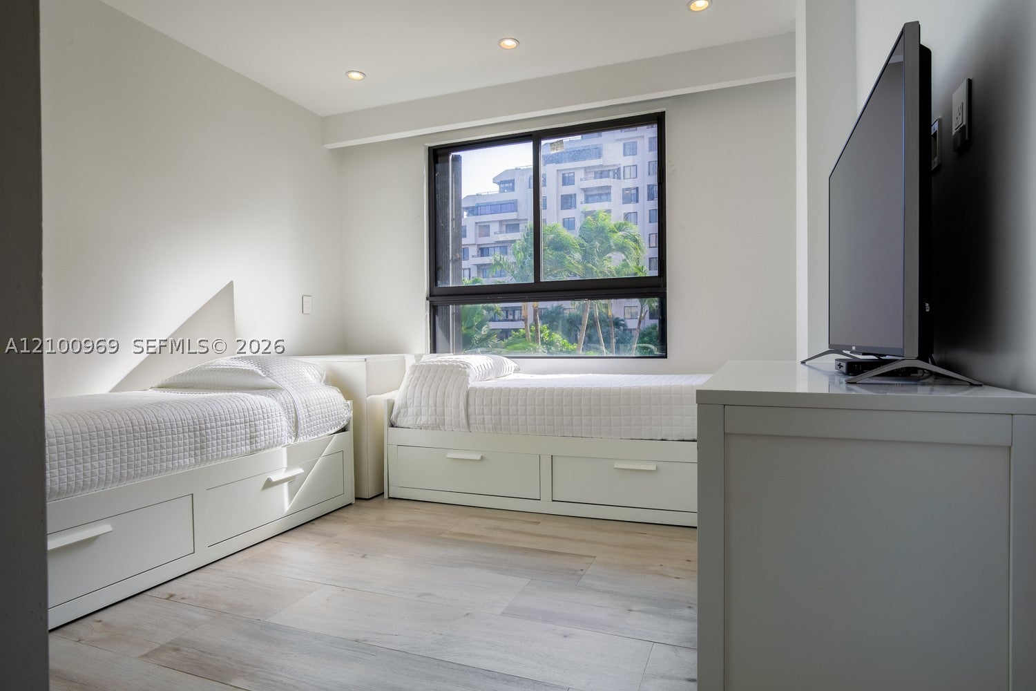251 Crandon Blvd 234