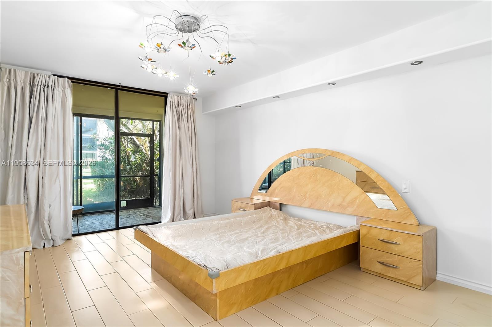 CEDAR GLENN CONDO APTS EA - Residential