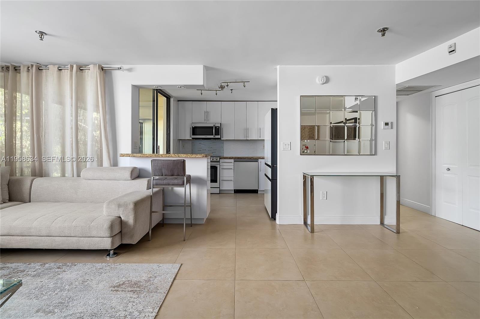 CEDAR GLENN CONDO APTS EA - Residential