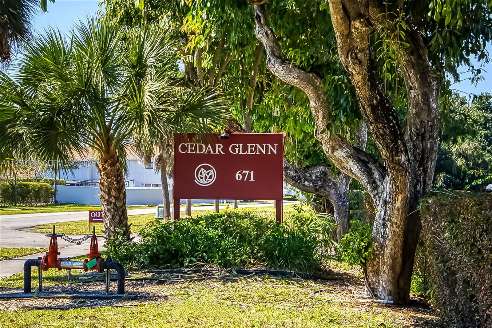 CEDAR GLENN CONDO APTS EA - Residential