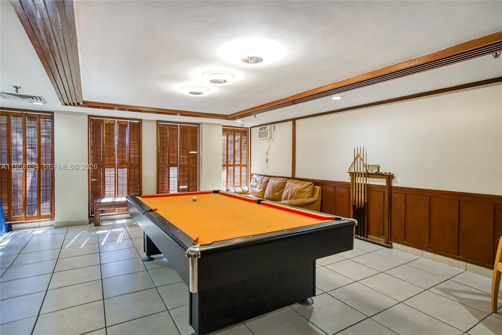 CEDAR GLENN CONDO APTS EA - Residential