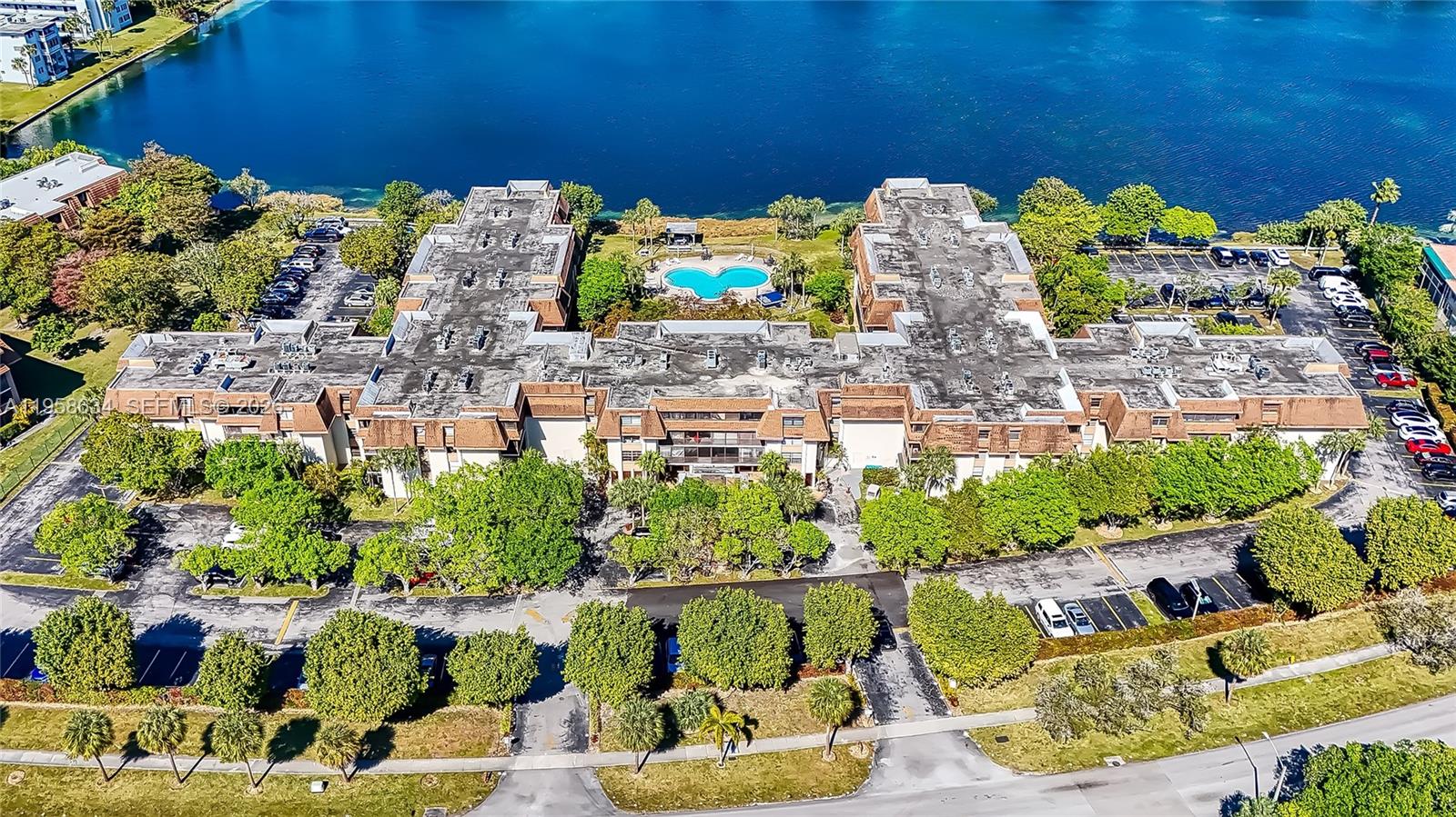 CEDAR GLENN CONDO APTS EA - Residential