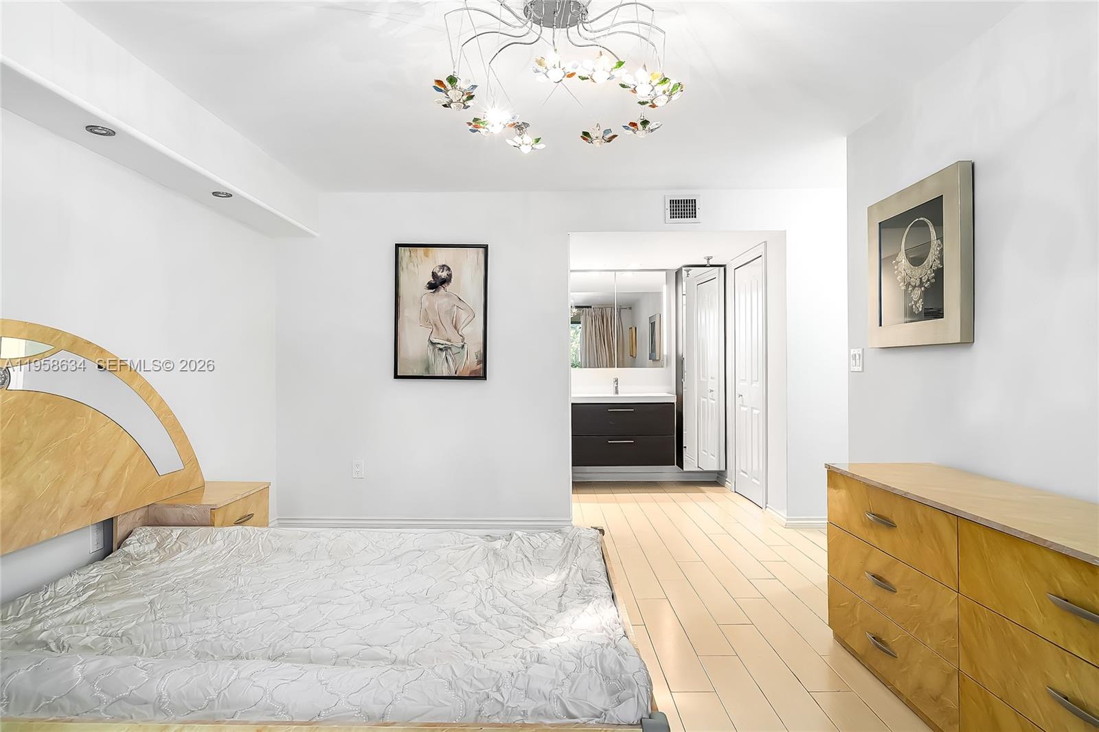 CEDAR GLENN CONDO APTS EA - Residential