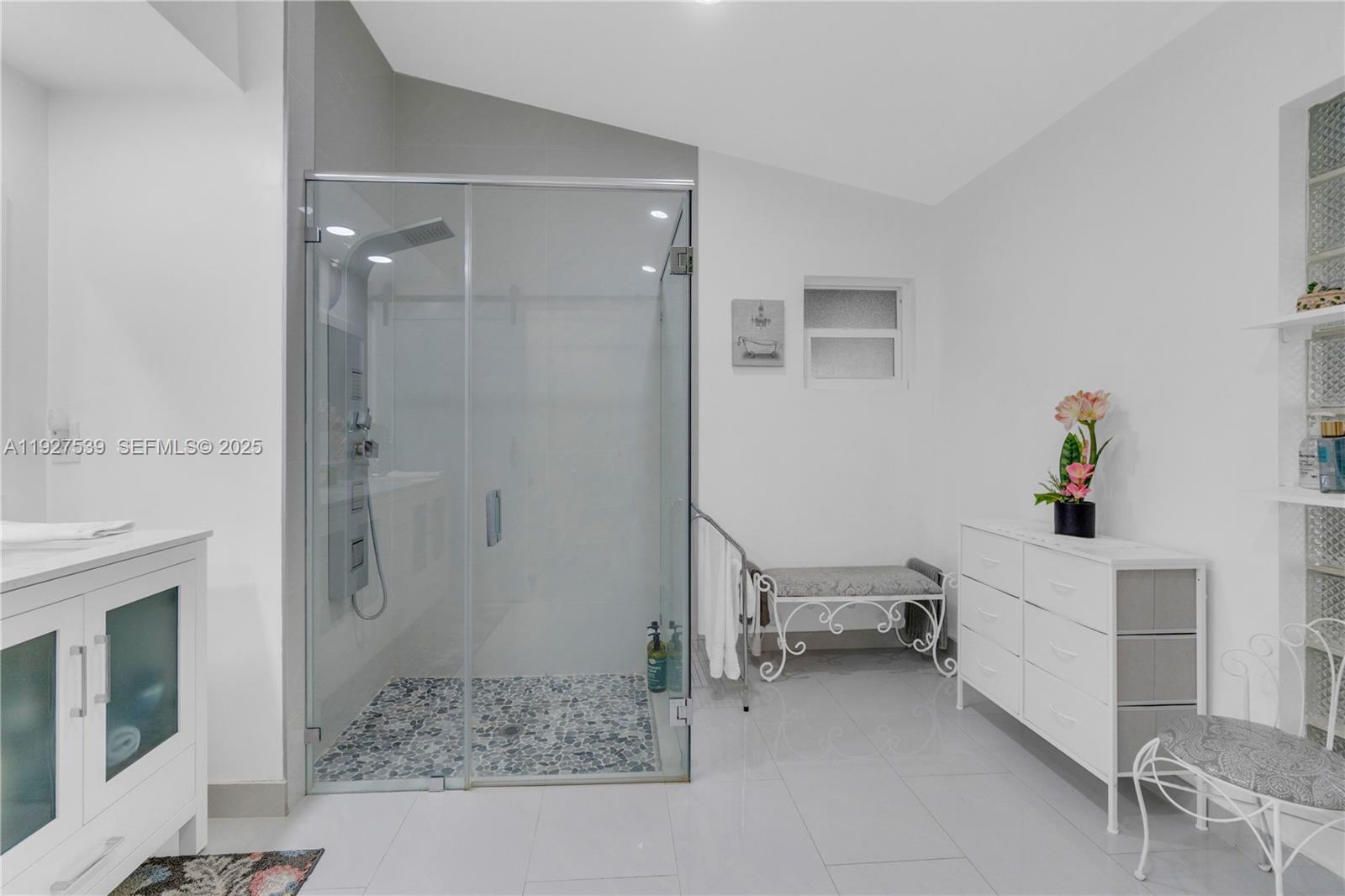 WEITZER HAMMOCKS HOMES SE - Residential