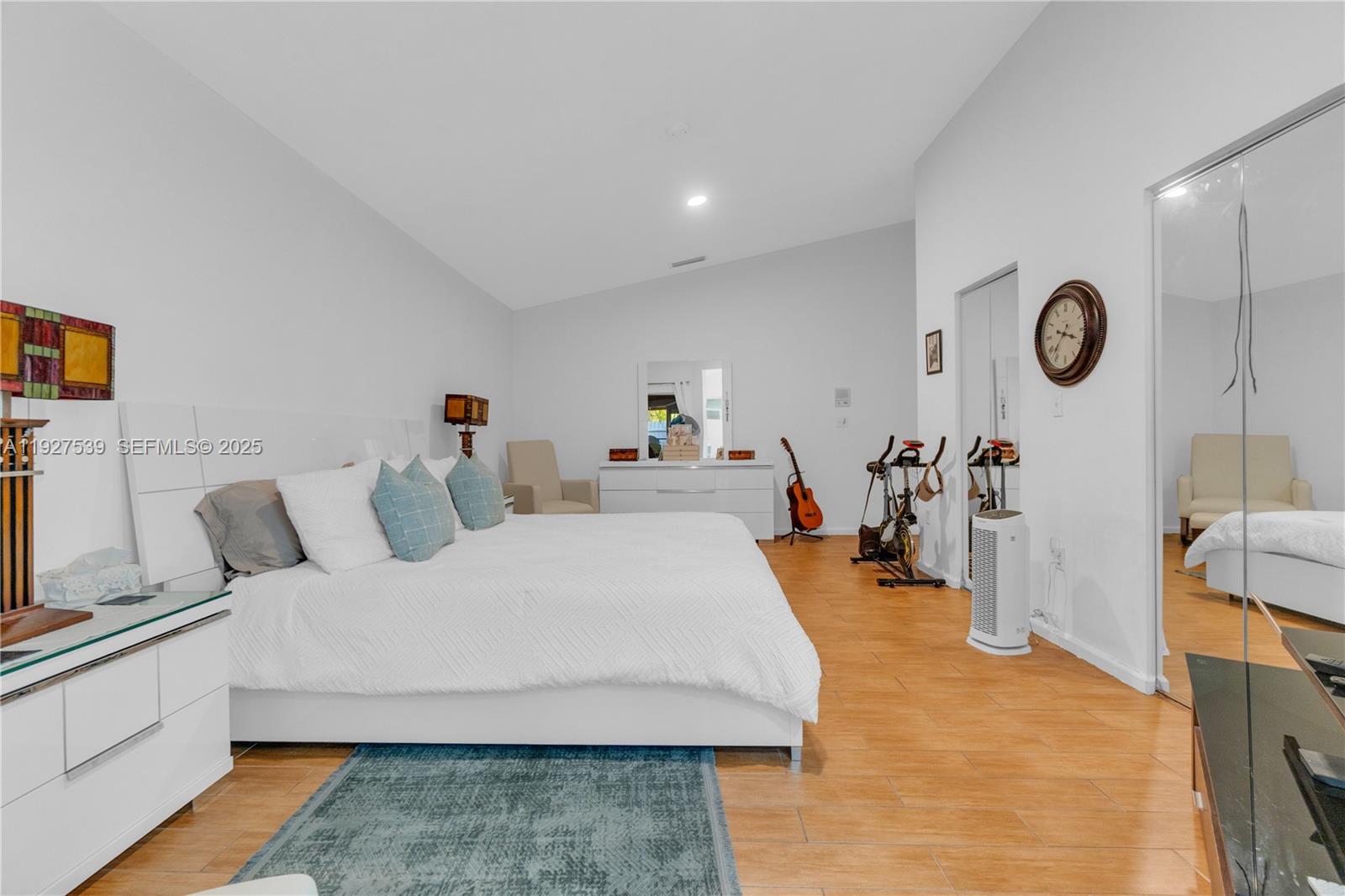 WEITZER HAMMOCKS HOMES SE - Residential