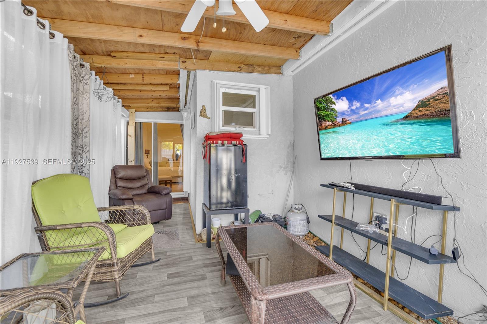 WEITZER HAMMOCKS HOMES SE - Residential