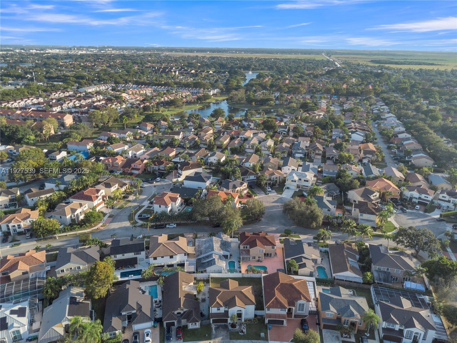 WEITZER HAMMOCKS HOMES SE - Residential