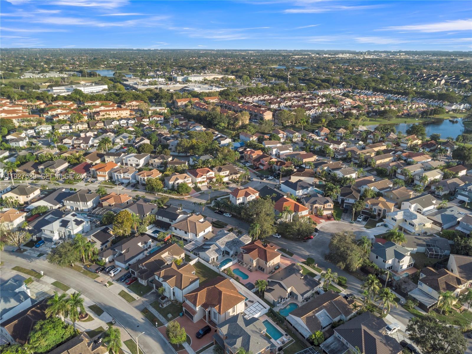 WEITZER HAMMOCKS HOMES SE - Residential