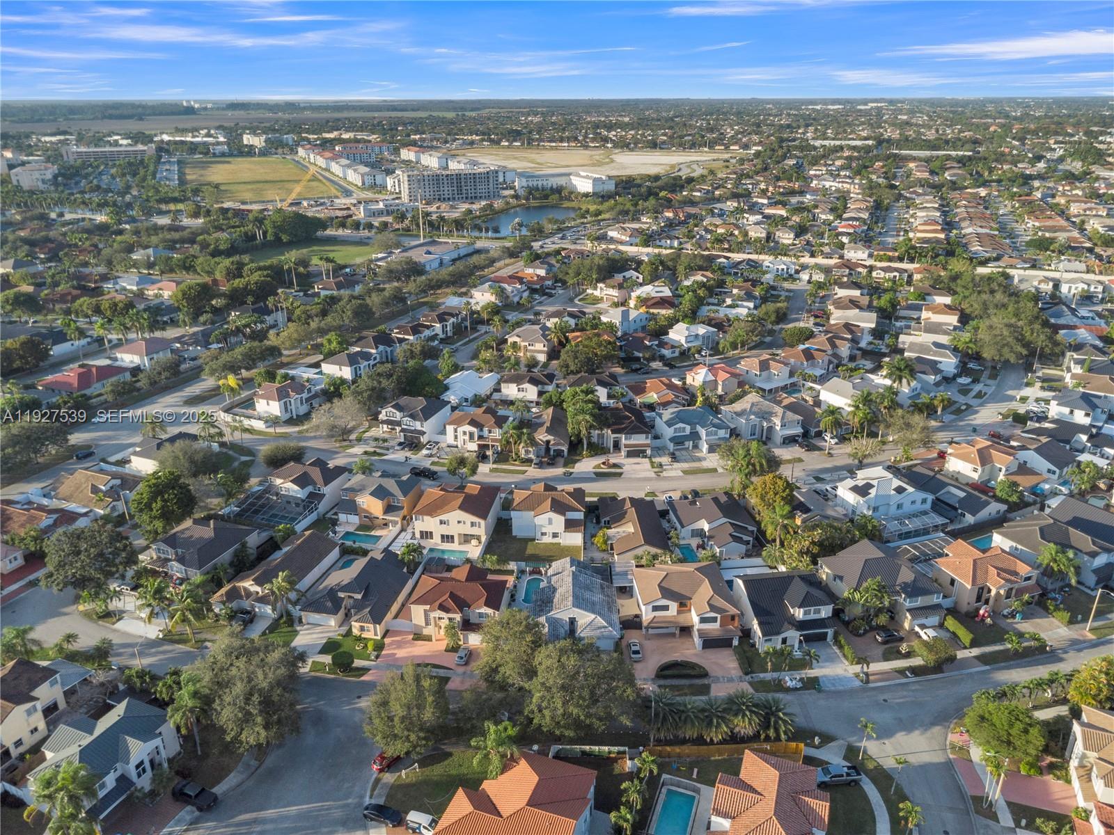 WEITZER HAMMOCKS HOMES SE - Residential