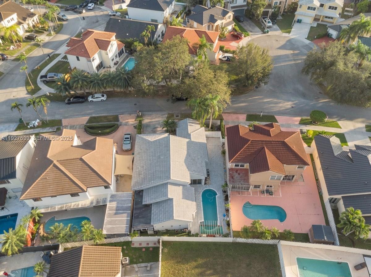 WEITZER HAMMOCKS HOMES SE - Residential