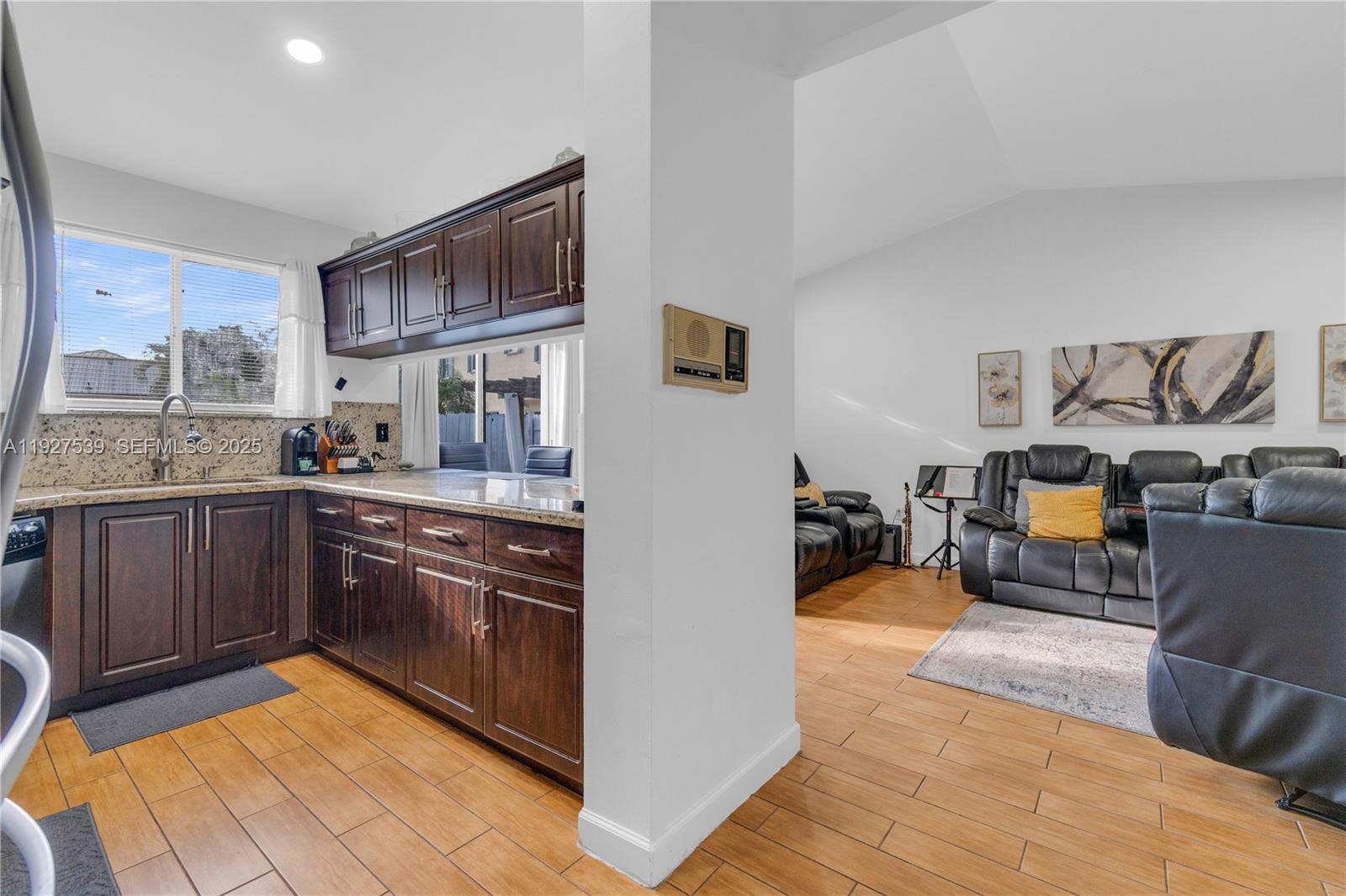 WEITZER HAMMOCKS HOMES SE - Residential