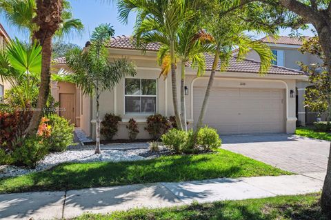 1288 Chinaberry Dr Weston FL 33327