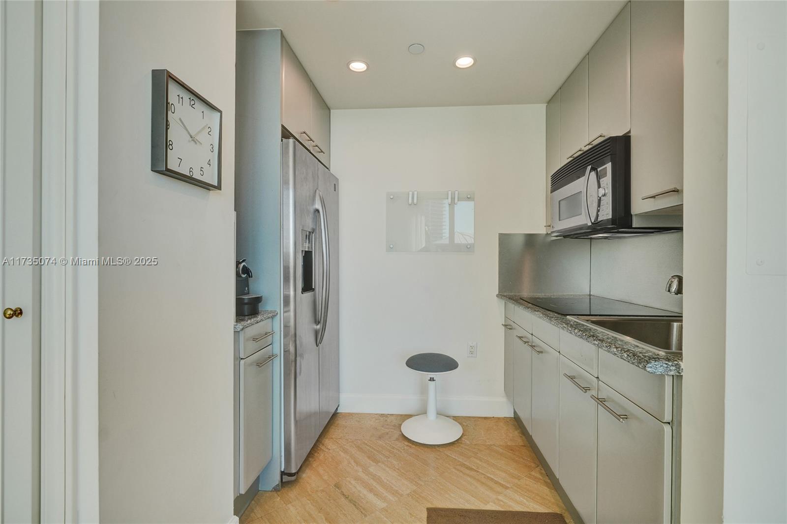 BENTLEY BEACH CONDO - Residential