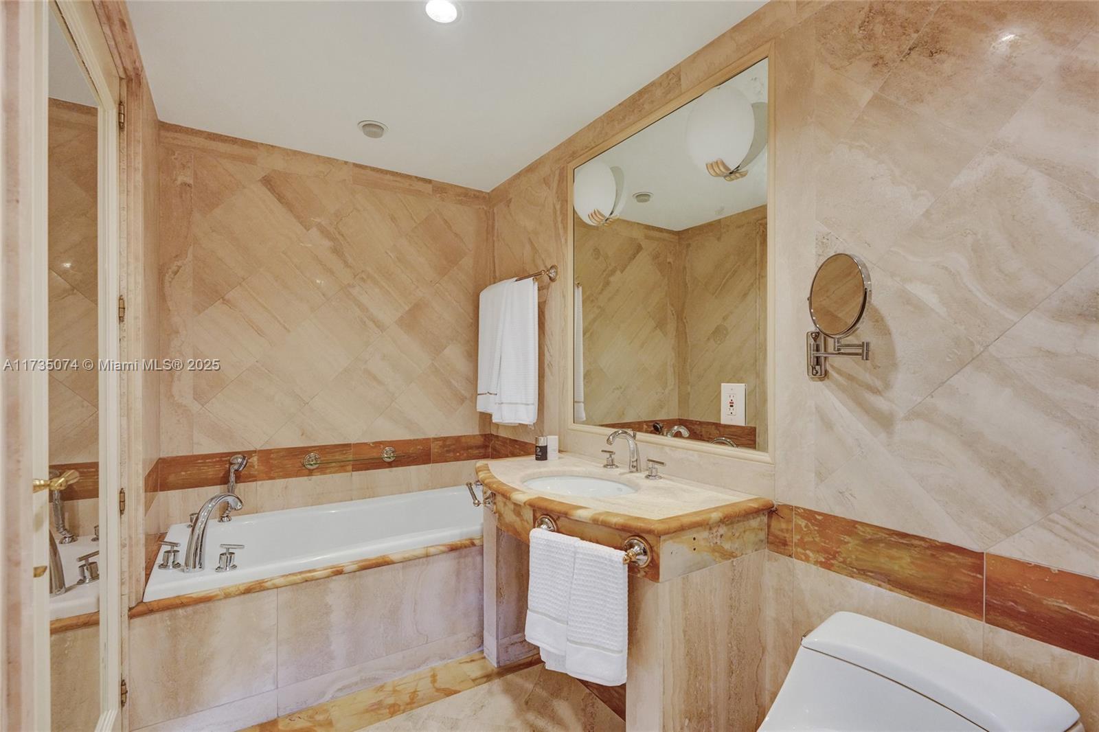 BENTLEY BEACH CONDO - Residential
