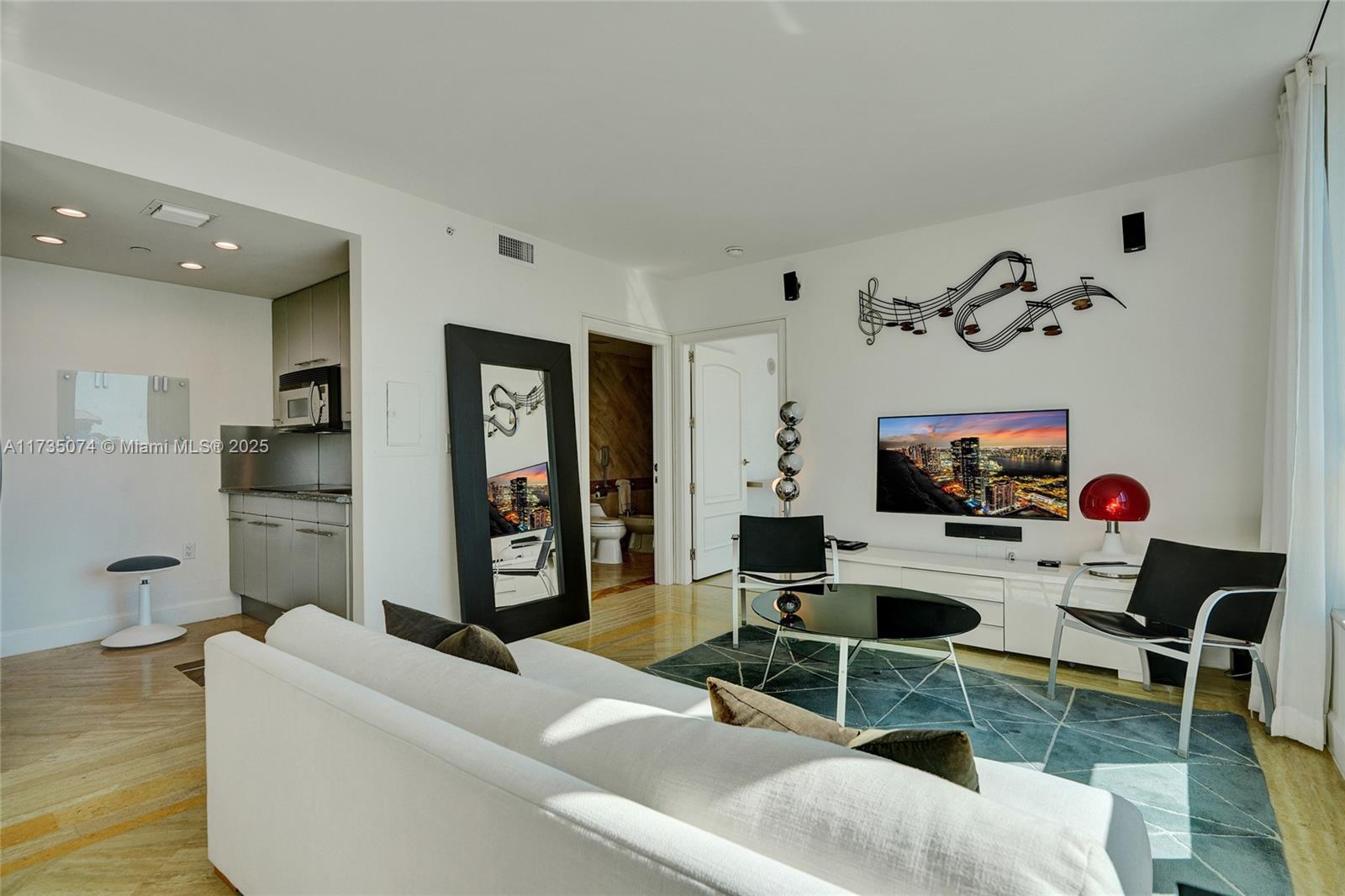 101 Ocean Dr 506